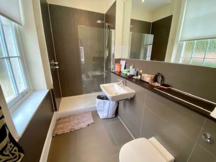 Greenbank Court, Sherwood Way, KT19 8LQ, Image 6