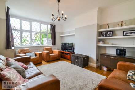 4 Bedroom Semi-Detached, Park Avenue East, Ewell, KT17 2NY