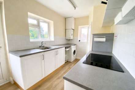 Manor Green Road, Epsom, KT19 8LW, Image 3