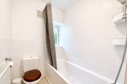 Manor Green Road, Epsom, KT19 8LW, Image 6