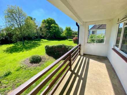 Manor Green Road, Epsom, KT19 8LW, Image 8