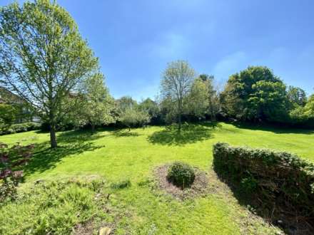 Manor Green Road, Epsom, KT19 8LW, Image 9