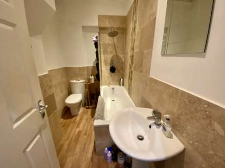 Downs Avenue, Epsom, KT18 5HL, Image 5