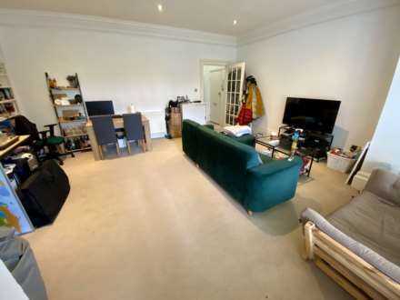 Downs Avenue, Epsom, KT18 5HL, Image 6