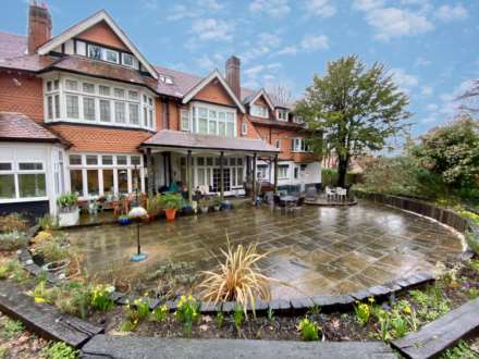 Downs Avenue, Epsom, KT18 5HL, Image 8