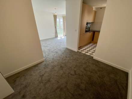 Revere Way, Epsom, KT19 9RJ, Image 3