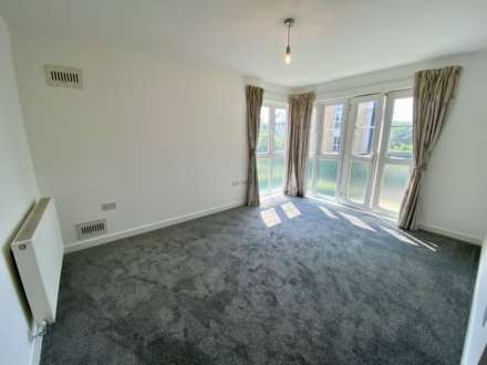 Revere Way, Epsom, KT19 9RJ, Image 4
