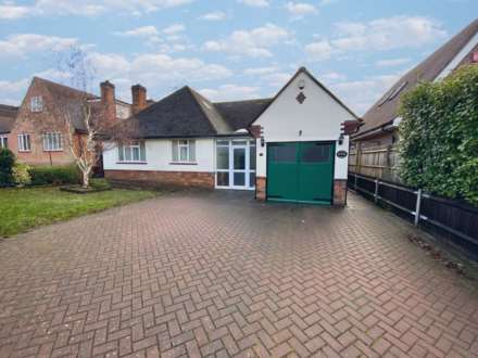 4 Bedroom Detached Bungalow, Yew Tree Bottom Road, Epsom, KT17 3NE