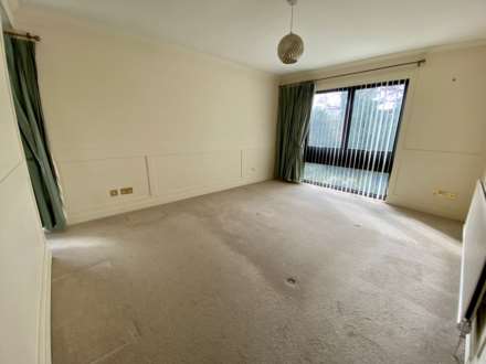 Church Street, Epsom, KT17 4PY, Image 9