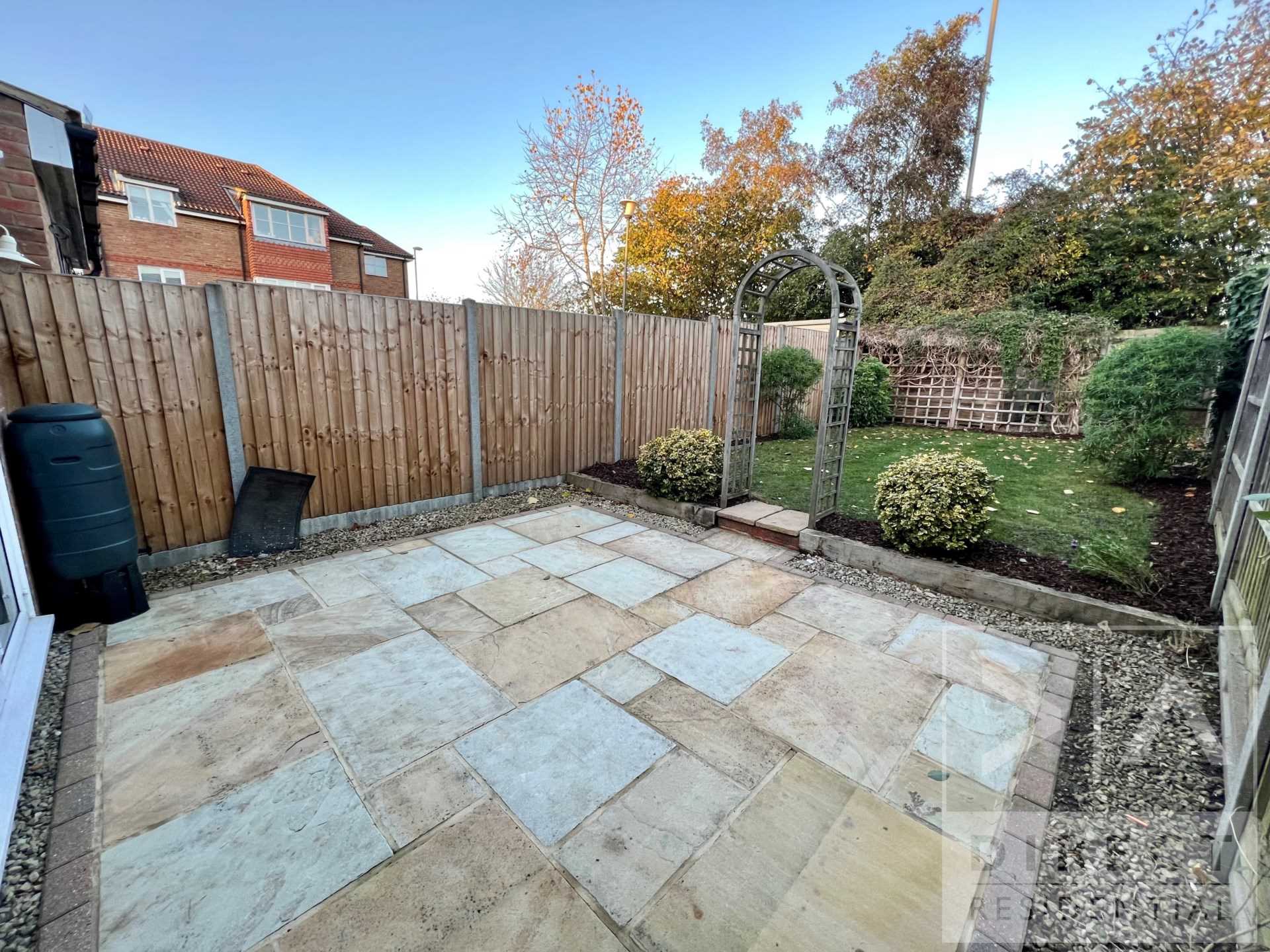 Farriers Road, Epsom, KT17 1NS, Image 17