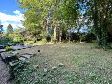Downs Avenue, Epsom, KT18 5HL, Image 9