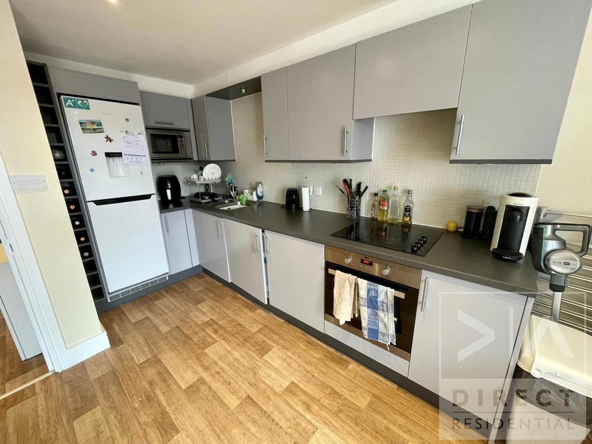The Oaks Square, Epsom, KT19 8AR, Image 1