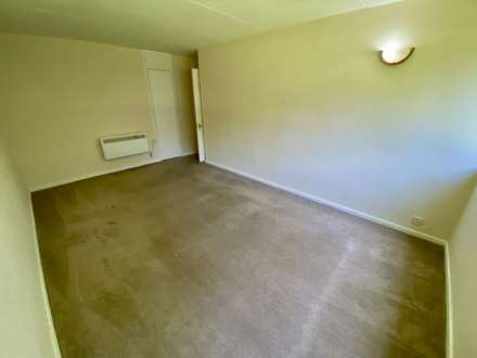 Chichester Court, Chessington Road, Epsom, KT17 1TP, Image 10