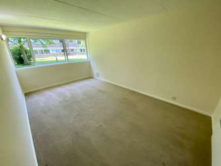 Chichester Court, Chessington Road, Epsom, KT17 1TP, Image 9