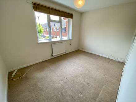 Hawthorne Place, Epsom, KT17 4AA, Image 11