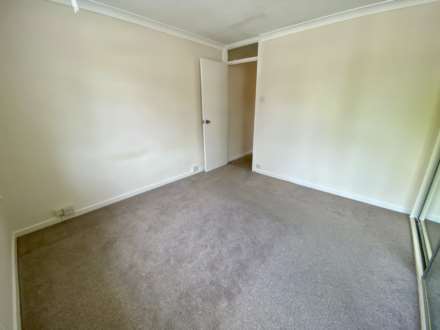 Hawthorne Place, Epsom, KT17 4AA, Image 9