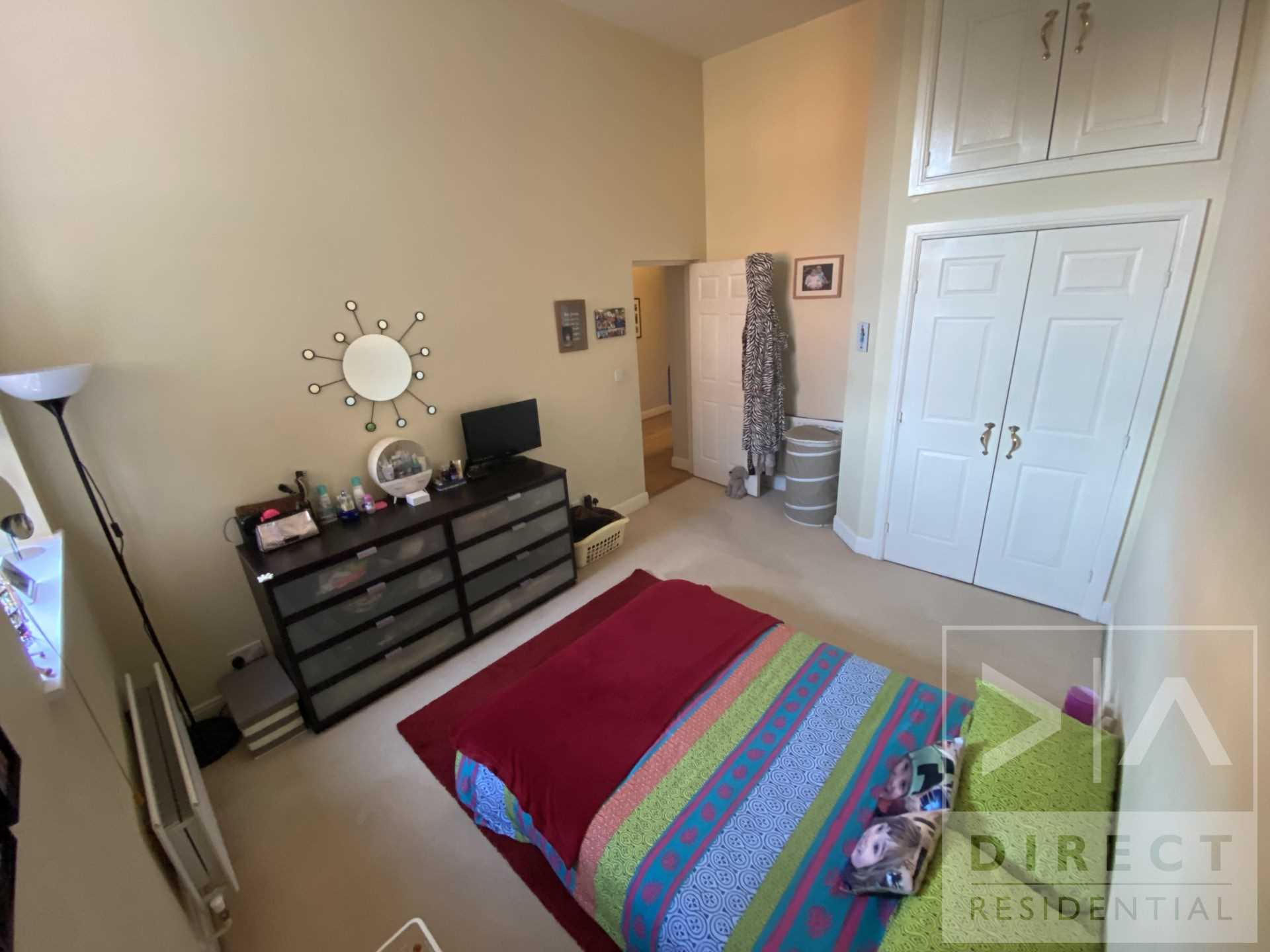 Queen Alexandra Way, Epsom, KT19 7DW, Image 5