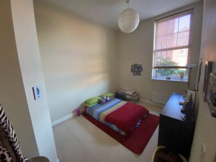 Queen Alexandra Way, Epsom, KT19 7DW, Image 4