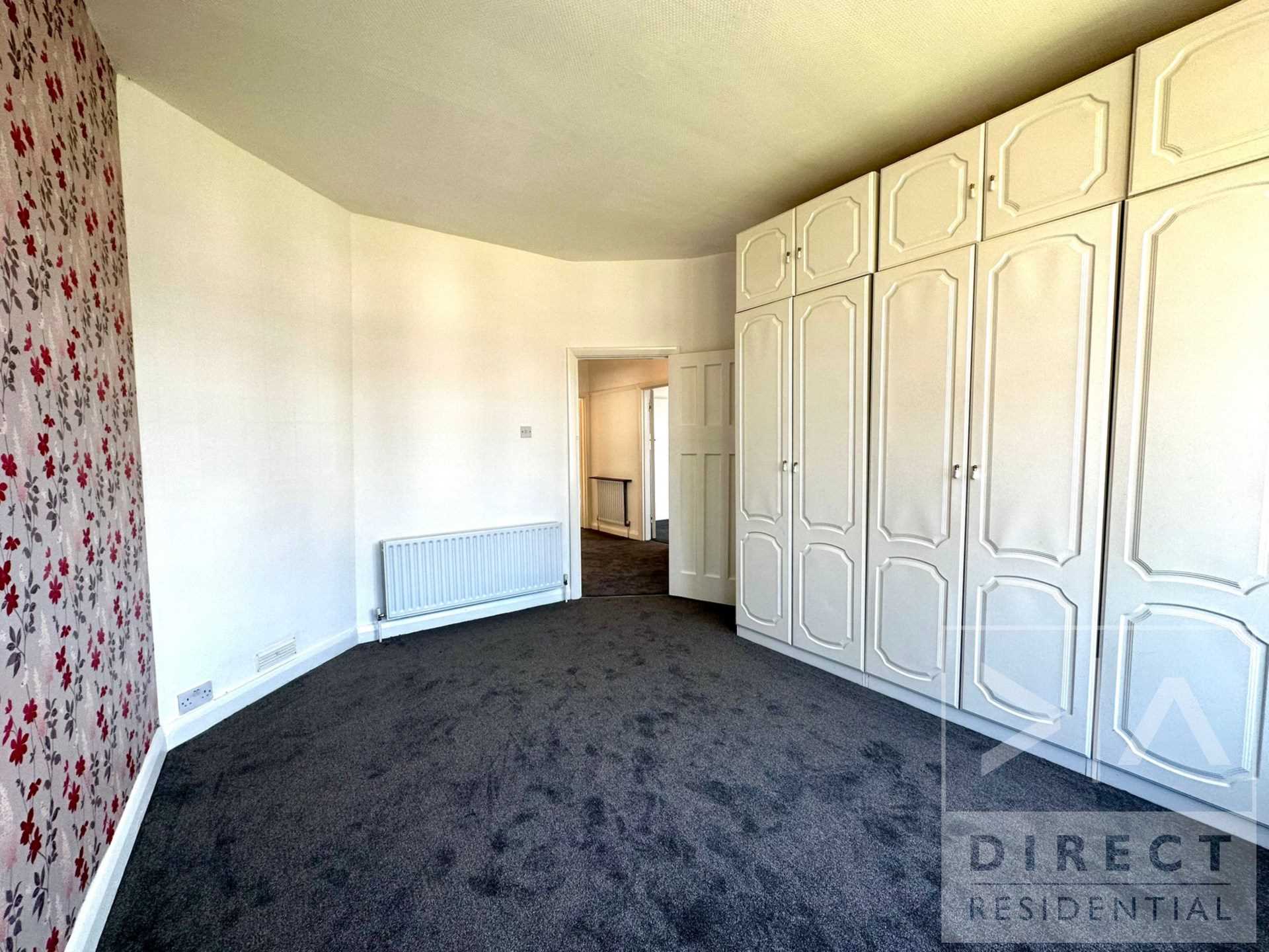 Meadow Walk, Epsom, KT19 0AX, Image 2