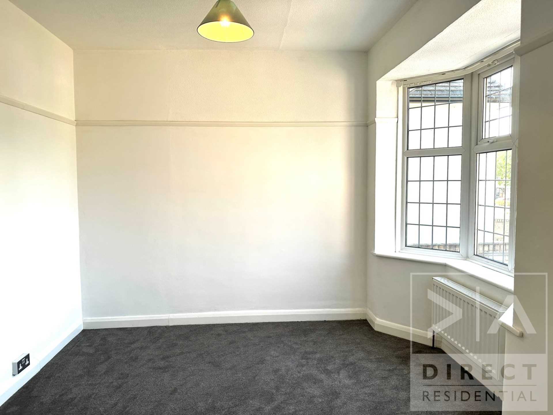 Meadow Walk, Epsom, KT19 0AX, Image 4