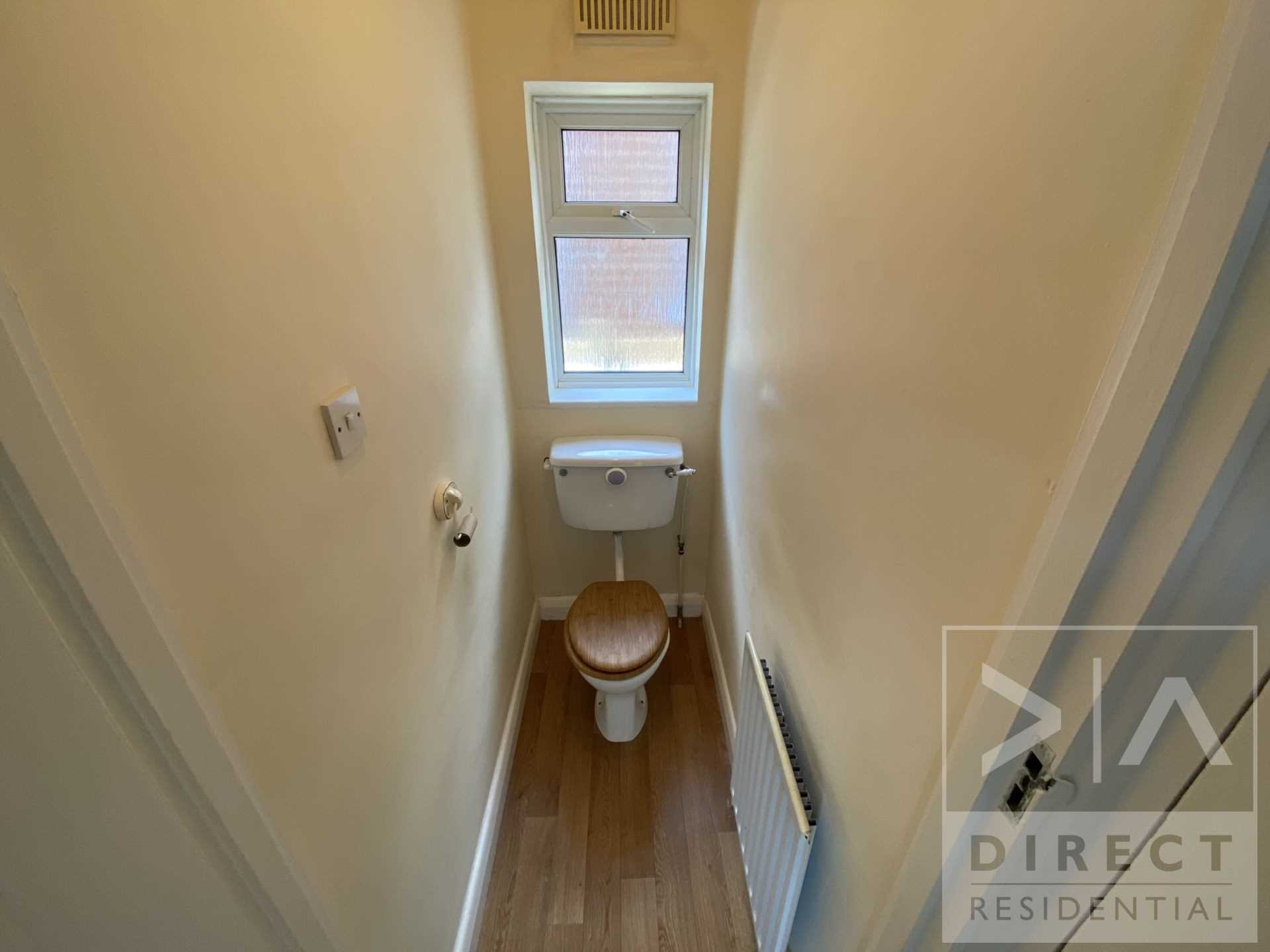 Meadow Walk, Epsom, KT19 0AX, Image 5