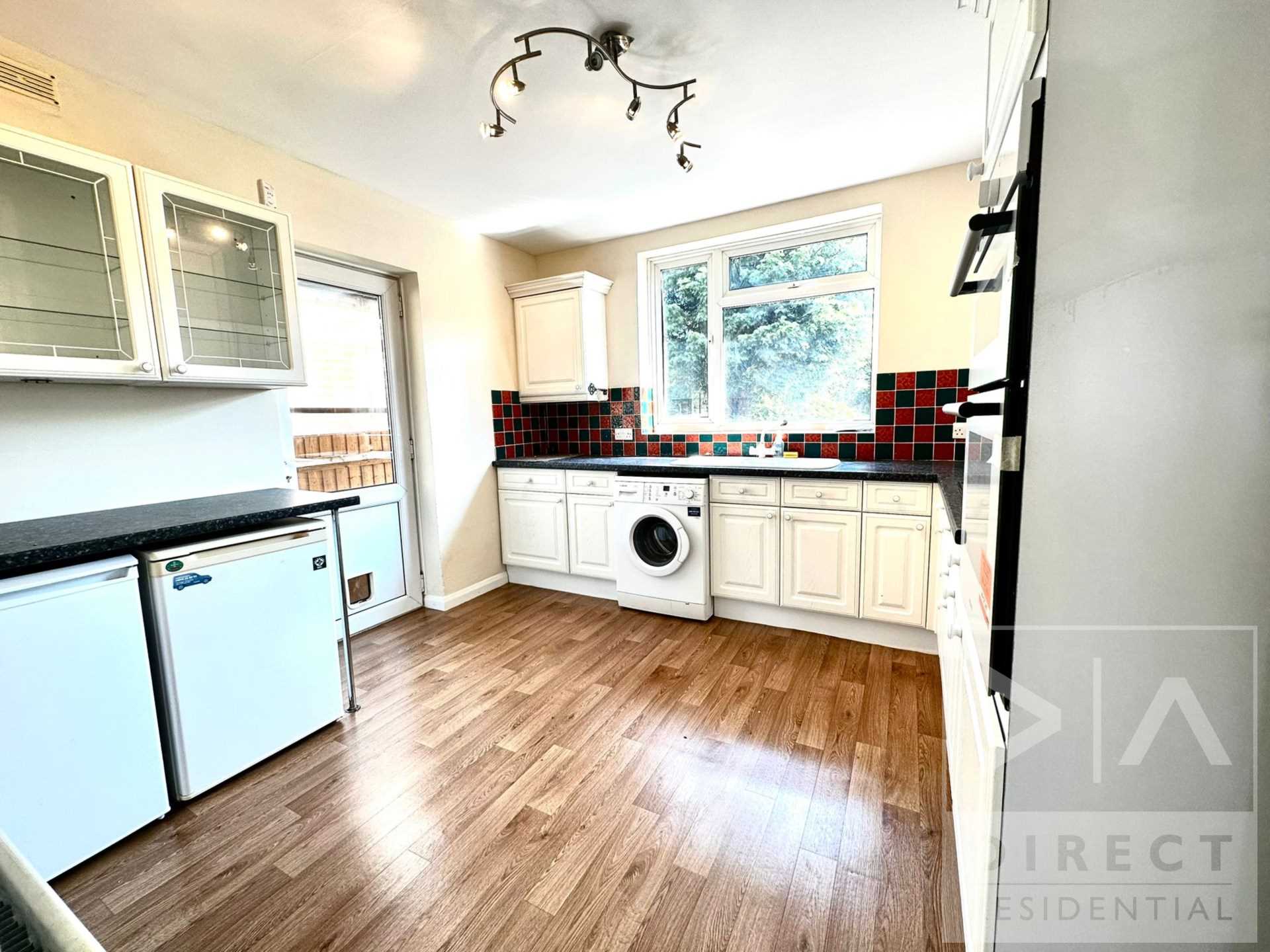 Meadow Walk, Epsom, KT19 0AX, Image 7