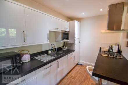 High Street, Epsom KT19 8AH
