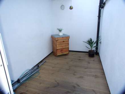 High Street, Epsom KT19 8AH, Image 7