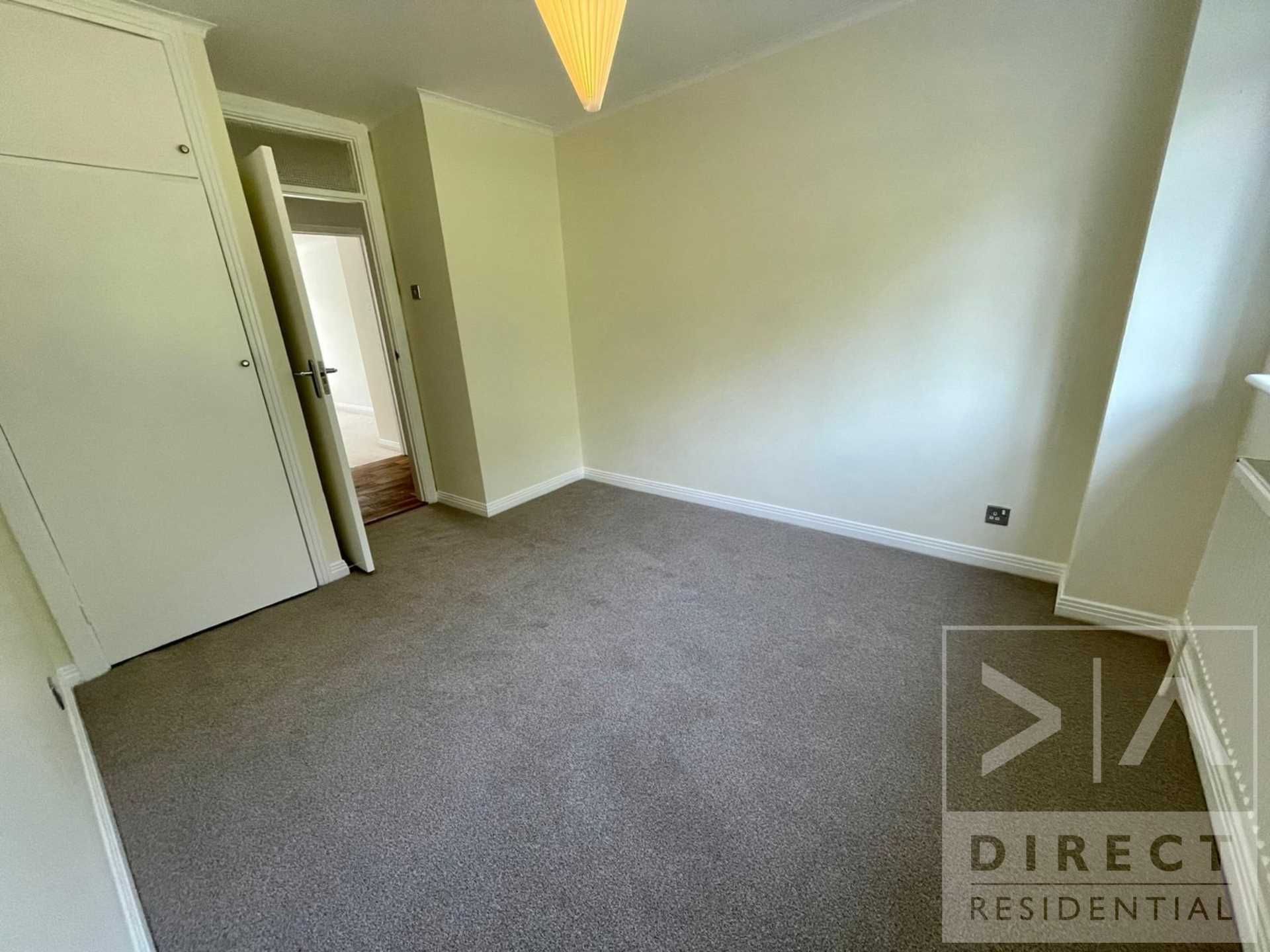 Highridge Court, Highridge Close, KT18 5HF, Image 12