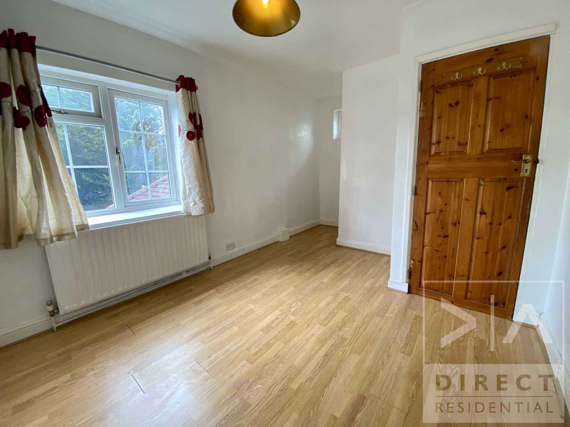 The Parade, Epsom, KT18 5DU, Image 6