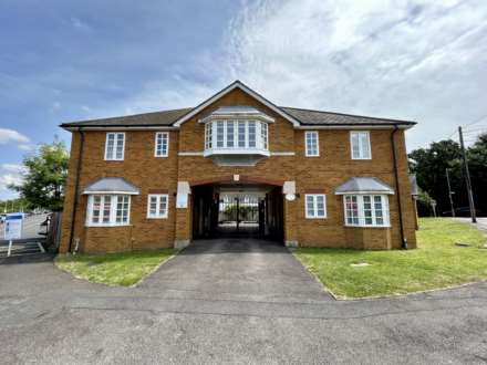 Property For Rent Flat 4 Elizabeth Court, Station Approach, Epsom