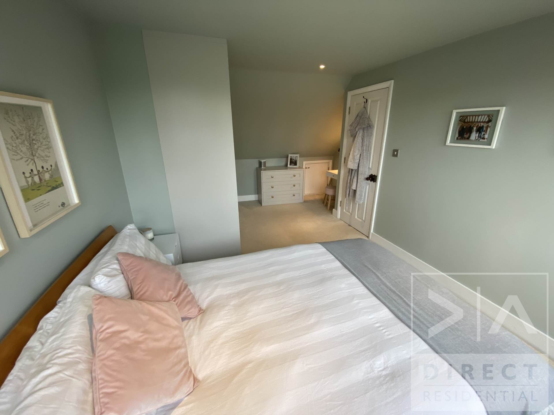 Barn Close, Epsom, KT18 7HQ, Image 14