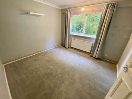 Treemount Court, Epsom, KT17 4DU, Image 11