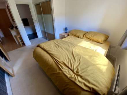 Church Street, Epsom, KT17 4NR, Image 8
