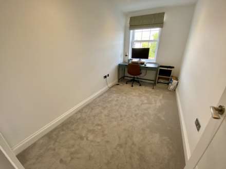 Ewell Road, Surbiton, KT6 7AL, Image 12