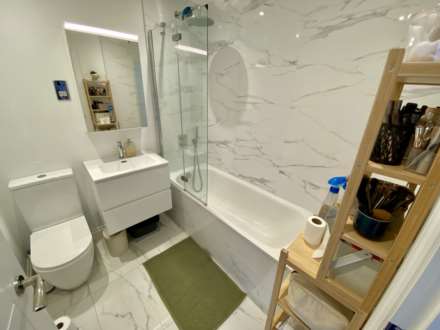 Ewell Road, Surbiton, KT6 7AL, Image 14