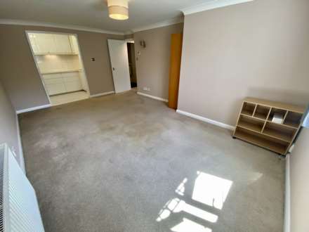 Kingswood House, Sutton, SM2 5NB, Image 6