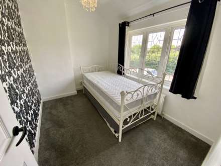 Kingston Road, Ewell, KT17 2ES, Image 13