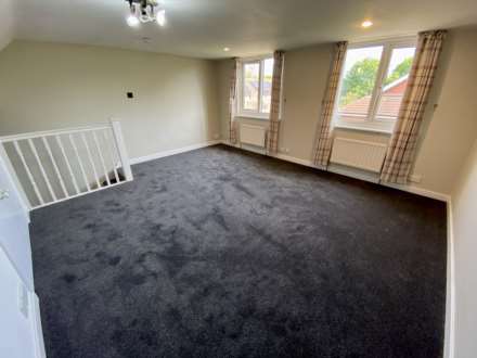 Kingston Road, Ewell, KT17 2ES, Image 15