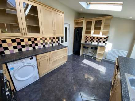 Kingston Road, Ewell, KT17 2ES, Image 7