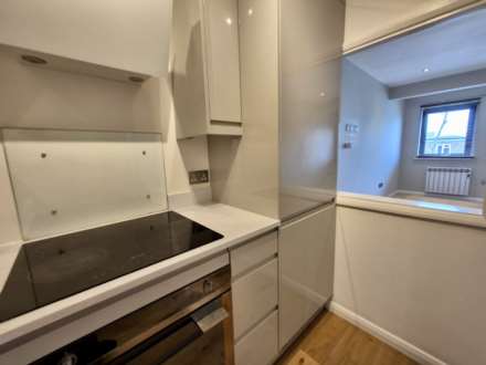Brunswick Road, Sutton, SM1 4NZ, Image 7