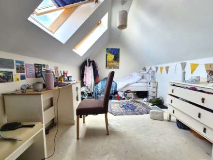 Cuddington Avenue, Worcester Park, KT4 7DB, Image 9