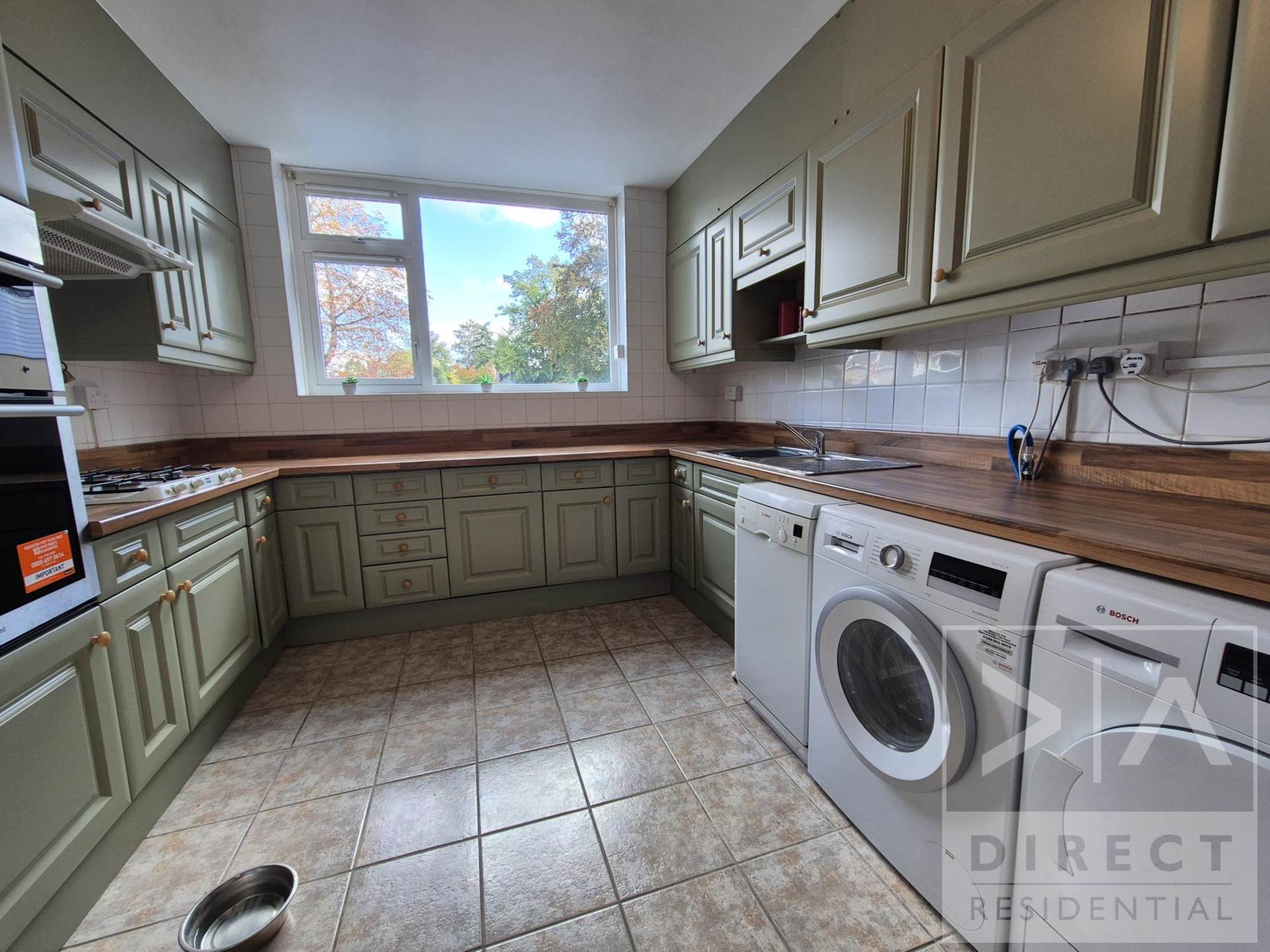 Avenue Road, Epsom, KT18 7QX, Image 2