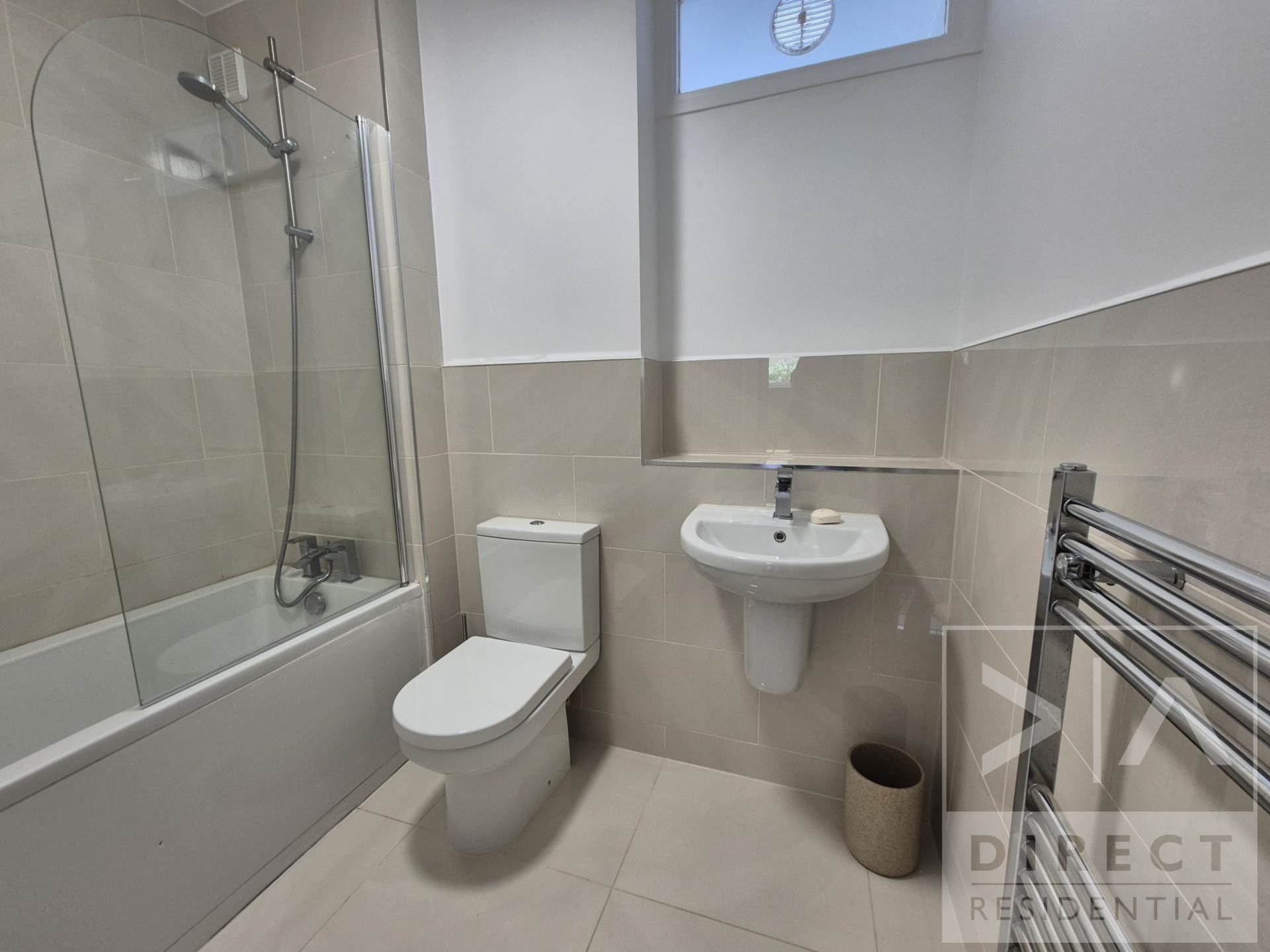 Avenue Road, Epsom, KT18 7QX, Image 7