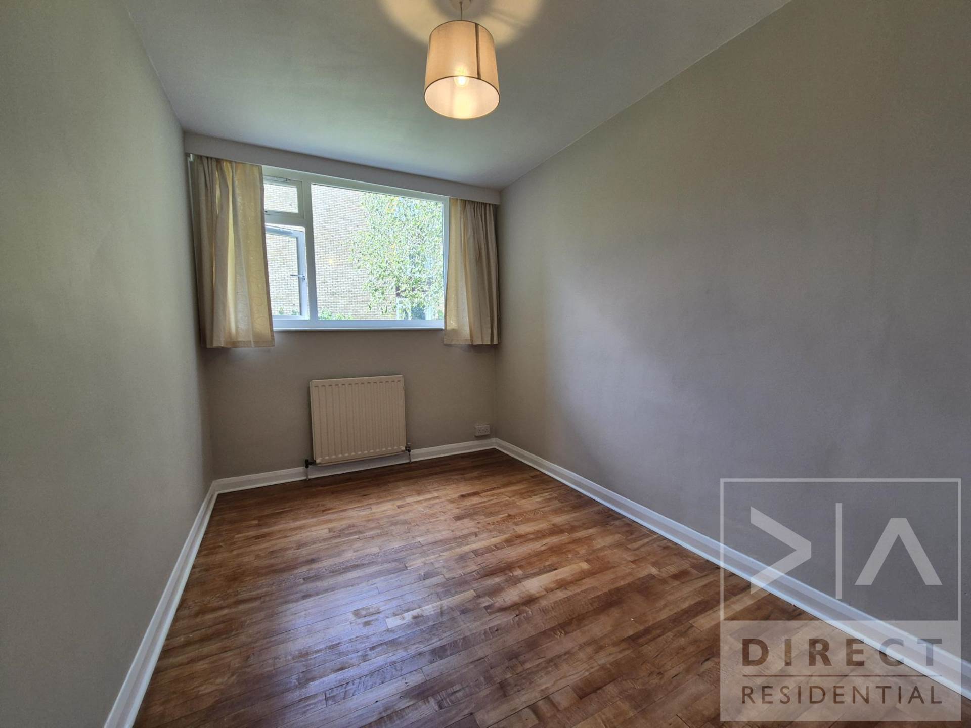 Avenue Road, Epsom, KT18 7QX, Image 8