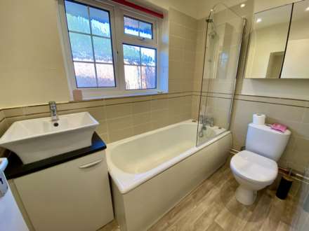 Ashley Road, Epsom, KT18 5AP, Image 6