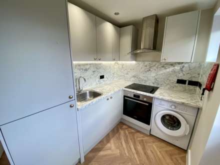 East Street, Epsom, KT17 1HF, Image 2