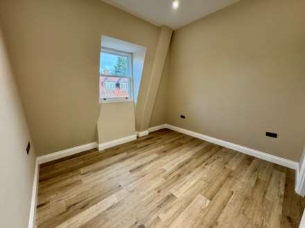 The Parade, Epsom, KT18 5DH, Image 7