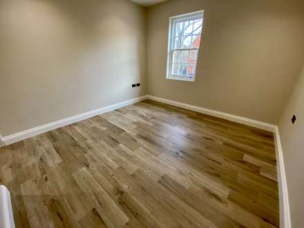 The Parade, Epsom, KT18 5DH, Image 7