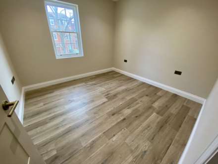 The Parade, Epsom, KT18 5DH, Image 9